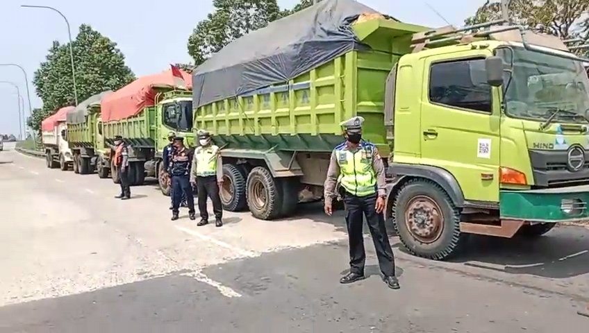 Kerap Makan Korban, Belasan Truk Langgar Jam Operasional di Kota Tangerang Dikandangi